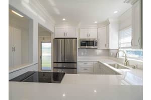 38 PINE ARBOR LANE, VERO BEACH, FL 32962 Sold 08/29/24