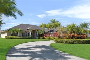 2572 PARTRIDGE DRIVE, WINTER HAVEN, FL 33884 Sold 04/04/24