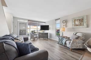 4352 TAHITIAN GARDENS CIRCLE, HOLIDAY, FL 34691 Sold 04/25/24