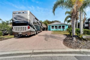 3170 GREAT HERON LOOP, POLK CITY, FL 33868 Sold 02/07/25