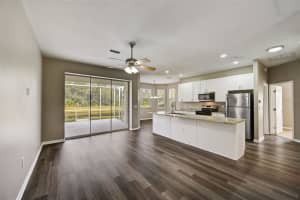7217 49TH AVENUE, BRADENTON, FL 34203 Sold 12/19/24