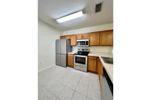 6410 HOLLYDALE PLACE, RIVERVIEW, FL 33578 Sold 05/15/24