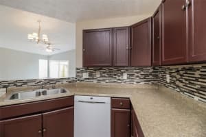 640 OAKFORD WAY, ORLANDO, FL 32811 Sold 11/14/24