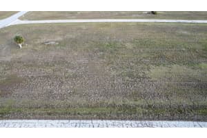 10 BOBOLINK PLACE, PLACIDA, FL 33946 - MLS#MFRT3504125