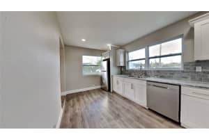 315 AMADOR CIRCLE, ORLANDO, FL 32810 Sold 02/14/25