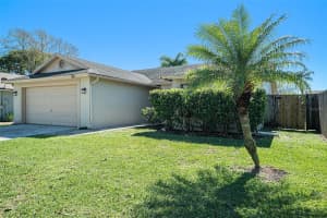 8715 HAMPDEN DRIVE, TAMPA, FL 33626 Sold 07/11/24