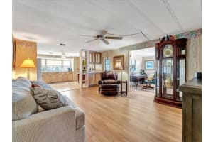 121 SAINT PIERRES WAY, APOLLO BEACH, FL 33572 Sold 03/18/24