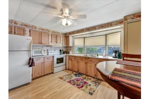 121 SAINT PIERRES WAY, APOLLO BEACH, FL 33572 Sold 03/18/24