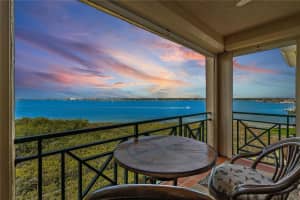 4737 DOLPHIN CAY LANE, ST PETERSBURG, FL 33711 Sold 04/02/24