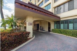 700 ISLAND WAY, CLEARWATER, FL 33767 Sold 10/28/24
