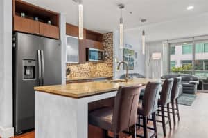 912 CHANNELSIDE DRIVE, TAMPA, FL 33602 Sold 05/10/24