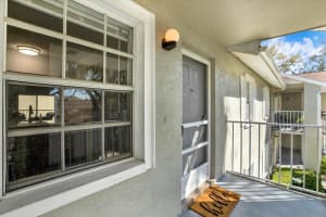 1390 OAK HILL DRIVE, DUNEDIN, FL 34698 Sold 11/25/24
