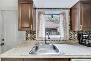 5627 ASHLEY OAKS DRIVE, TAMPA, FL 33617 Sold 03/22/24