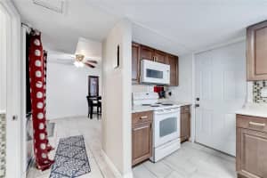 5627 ASHLEY OAKS DRIVE, TAMPA, FL 33617 Sold 03/22/24