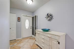 2002 HEATHFIELD CIRCLE, SUN CITY CENTER, FL 33573 Sold 10/03/24