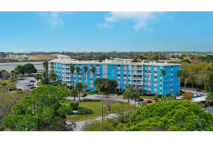 3315 58TH AVENUE, ST PETERSBURG, FL 33712 - MLS#MFRT3507977