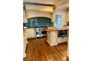 923 S Golf View St, Tampa, FL 33629, Sold 03/01/24
