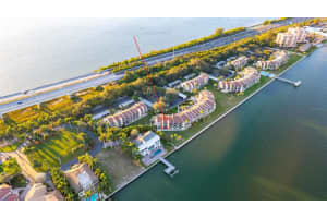7540 SUNSHINE SKYWAY LANE, ST PETERSBURG, FL 33711 Sold 03/18/24