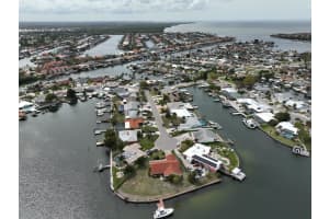 6302 LAKE SUNRISE DRIVE, APOLLO BEACH, FL 33572 Sold 04/12/24