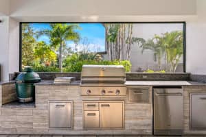 2607 MILFORD BERRY LANE, TAMPA, FL 33618 Sold 04/05/24