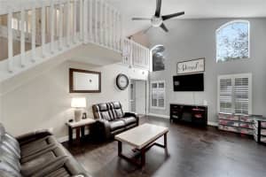 609 SOMERSTONE DR, VALRICO, FL 33594 Sold 12/11/24