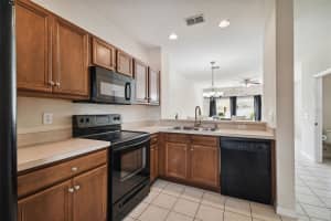 8507 GABLEBEND WAY, TAMPA, FL 33647 Sold 04/26/24