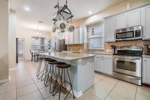 7130 DERWENT GLEN CIRCLE, LAND O LAKES, FL 34637 Sold 05/30/24