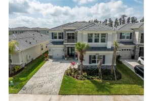 32348 ROSEWOOD MEADOW LANE, WESLEY CHAPEL, FL 33543 Sold 04/22/24