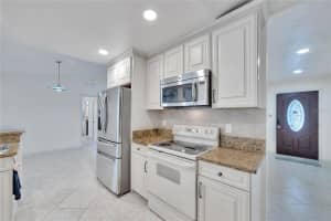 3127 47TH AVENUE, BRADENTON, FL 34203 Sold 09/06/24
