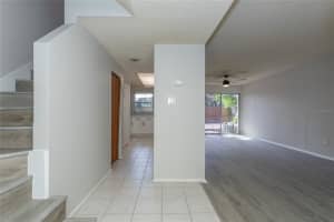 5262 TENNIS COURT CIRCLE, TAMPA, FL 33617 Sold 03/29/24