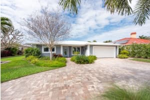 10118 YACHT CLUB DRIVE, TREASURE ISLAND, FL 33706 Sold 06/28/24