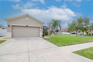 401 STONE BRIAR DRIVE, RUSKIN, FL 33570 Sold 07/09/24