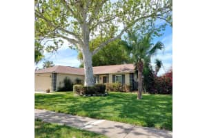 6534 SEAFAIRER DRIVE, TAMPA, FL 33615 Sold 05/10/24