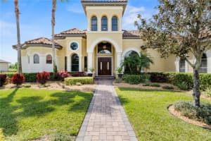 407 HAWK TALON DRIVE, LITHIA, FL 33547 Sold 05/02/25