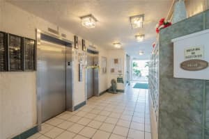 6020 SHORE BOULEVARD, GULFPORT, FL 33707 Sold 05/16/24