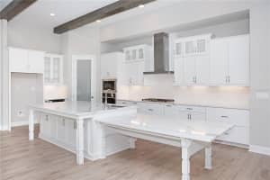 10194 MEADOWRUN DRIVE, LITHIA, FL 33547 Sold 08/30/24