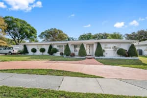 1215 S Keene Rd, CLEARWATER
