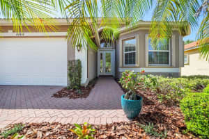 16016 GOLDEN LAKES DRIVE, WIMAUMA, FL 33598 Sold 09/30/24