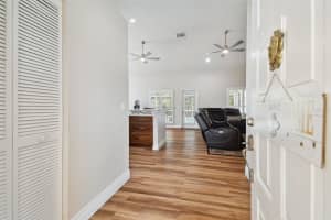 18919 BLUFFVIEW WAY, HUDSON, FL 34667 Sold 04/15/24