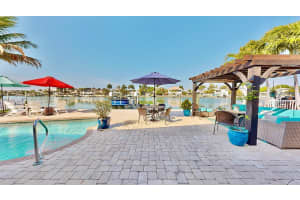 10122 YACHT CLUB DRIVE, TREASURE ISLAND, FL 33706 Sold 07/22/24