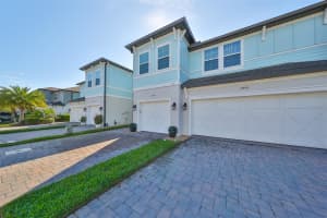 2453 FOGGY CREEK CIRCLE, CLEARWATER, FL 33764 Sold 06/10/24