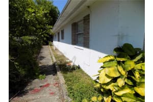 276 23RD AVENUE, ST PETERSBURG, FL 33705 Sold 09/18/24