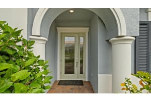 28500 PICANA LANE, WESLEY CHAPEL, FL 33543 Sold 05/10/24