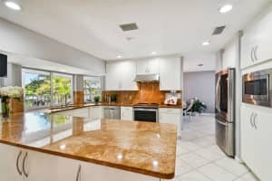 2906 SHOREVIEW PLACE, TAMPA, FL 33602 Sold 05/29/24