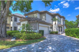 5136 FAIRWAY ONE DRIVE, VALRICO, FL 33596 Sold 09/09/24