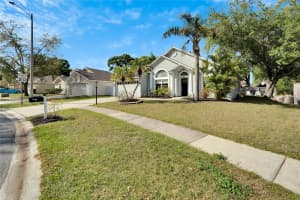 5203 WATSON ROAD, RIVERVIEW, FL 33578 Sold 05/03/24