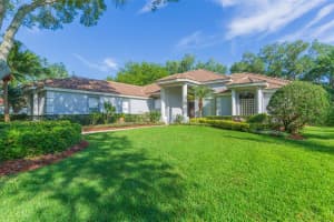 8953 MAGNOLIA CHASE CIRCLE, TAMPA, FL 33647 Sold 10/03/24