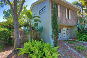 729 HIMES AVENUE, TAMPA, FL 33609 Sold 05/29/24