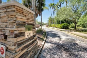 1040 VISTA CAY COURT, BRANDON, FL 33511 Sold 05/31/24