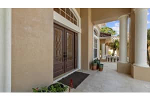 5206 AVENUE LA CROSSE, LUTZ, FL 33558 Sold 07/19/24